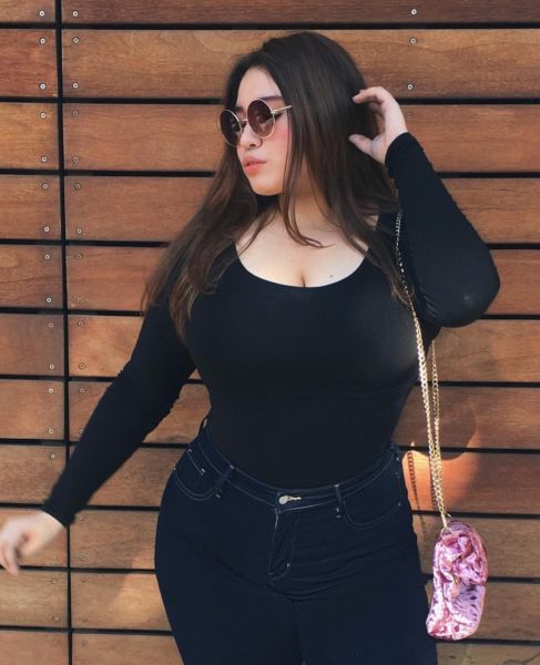 modesty for curvy girls