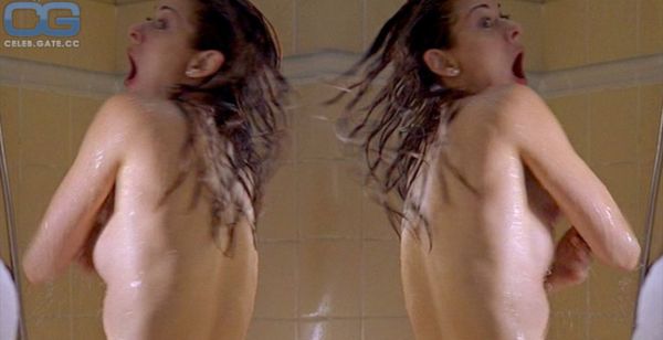 debra messing famousboard nude