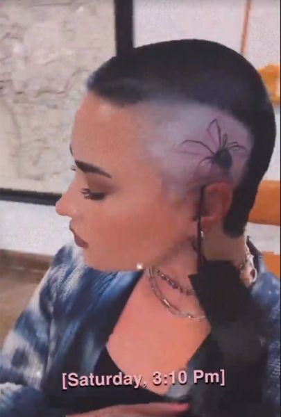 demi lovato finger tattoo