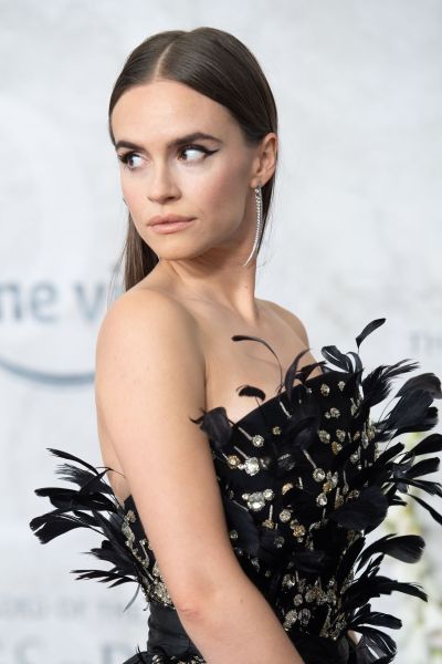 ema horvath satin