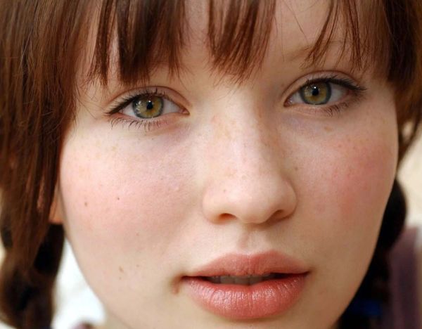 emily browning today