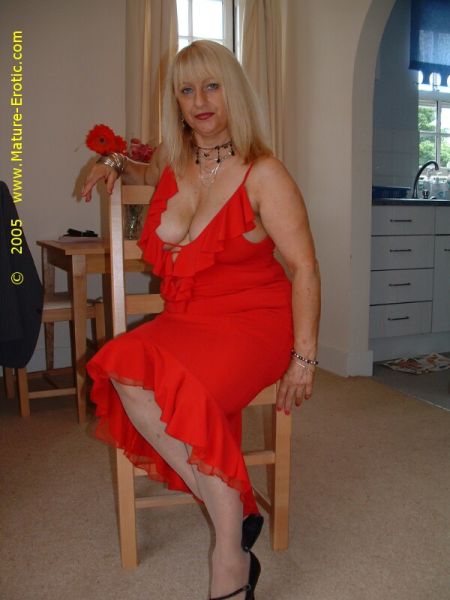 beautiful mature older women
