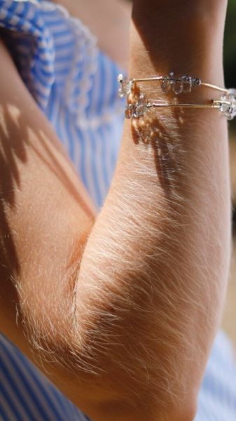 upper arm hair men