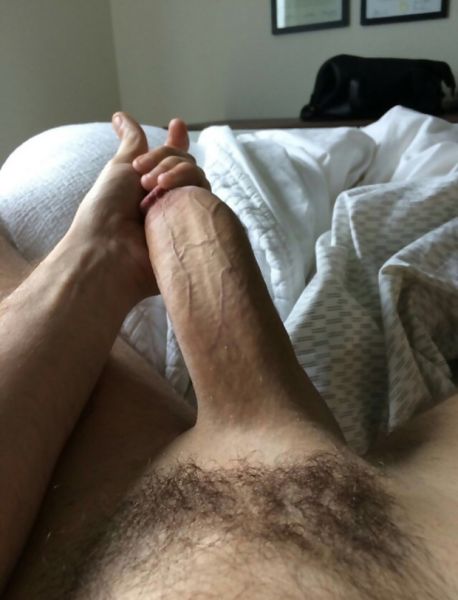 naked big cock selfies