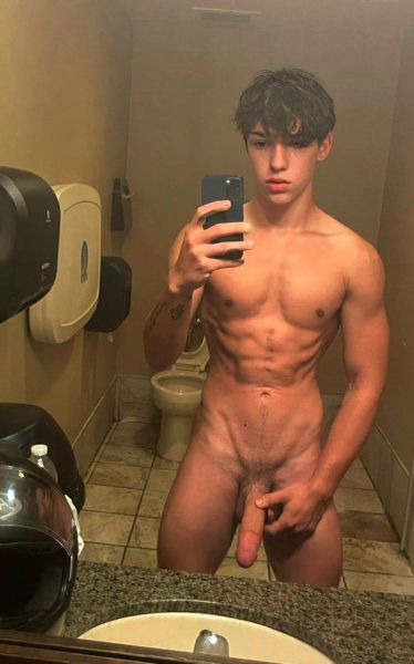 muscle men gay cum swallow