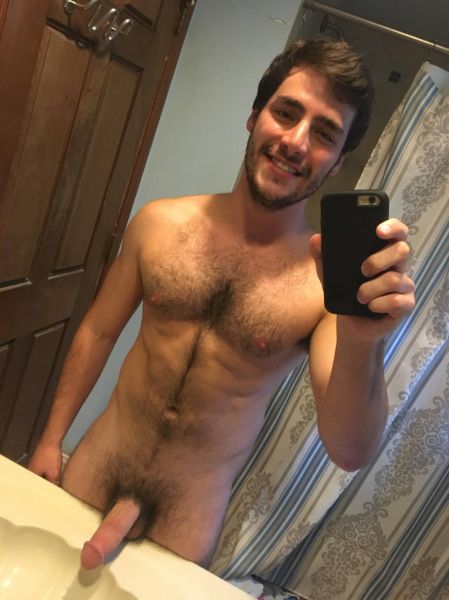 guys cumming selfies