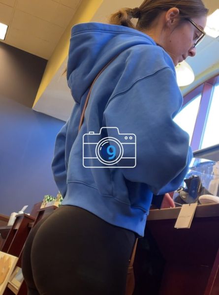 no pants