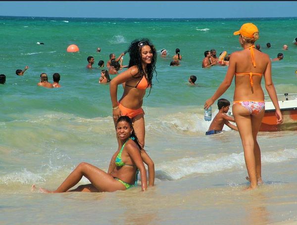 cuba nightlife girls