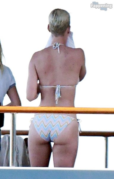 katy perry swimsuit