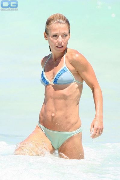 hope and faith kelly ripa hot pics