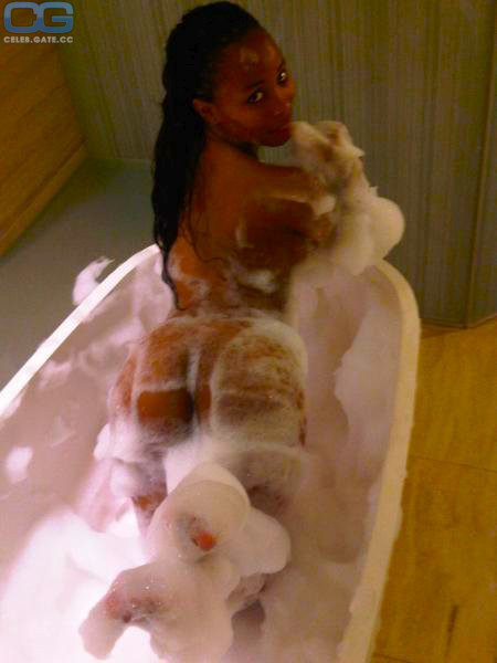 khanyi mbai pics