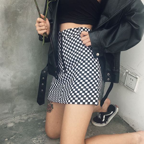 korean fashion aesthetic red