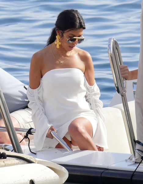 kourtney kardashian polka dot bikini