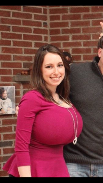 hot sexy busty shemales