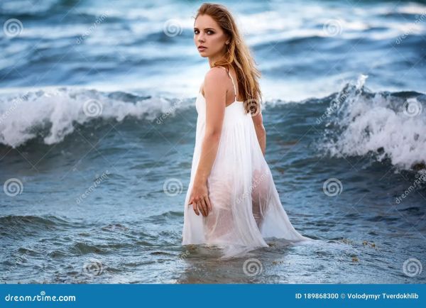 fine art outdoor photo woman