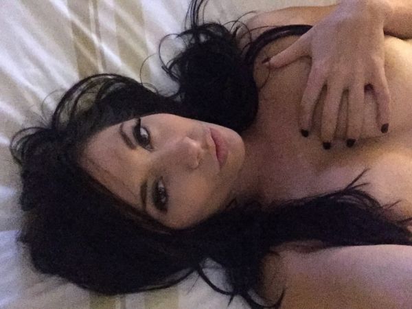 chazzyamateurs maxine rouge