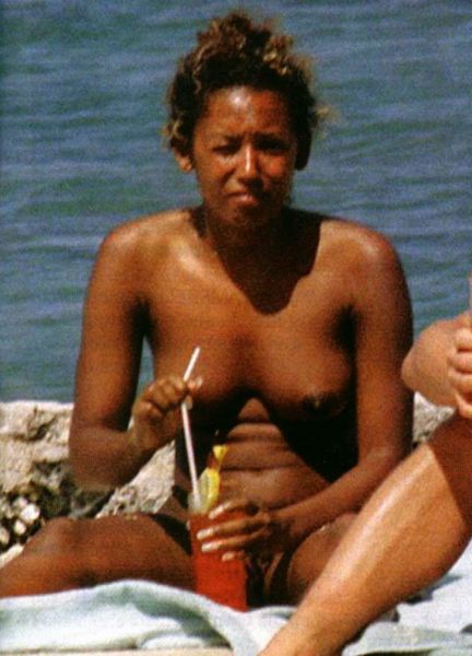 melanie brown bathing suit