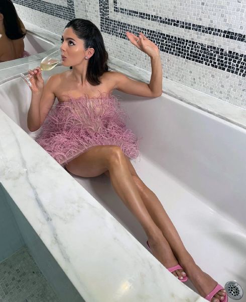 monica barbaro premire