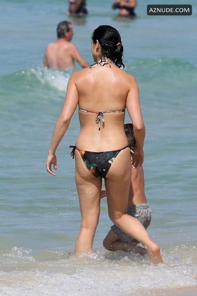 morena baccarin exotic