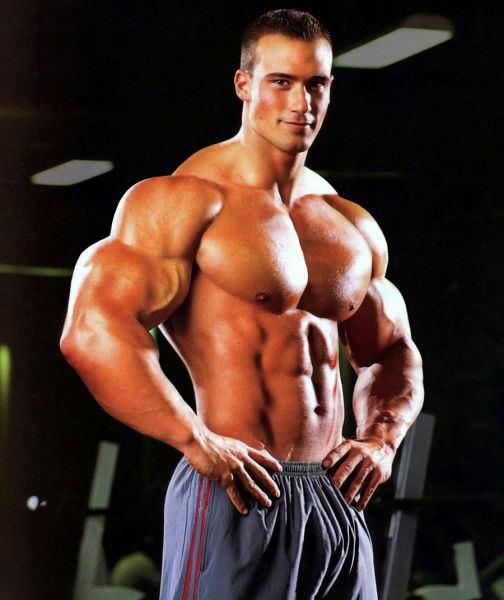 guy muscle building
