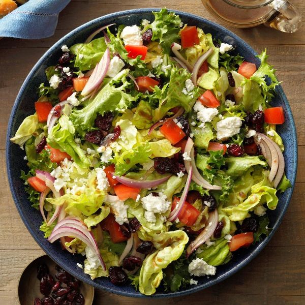 knife toss on salad urban