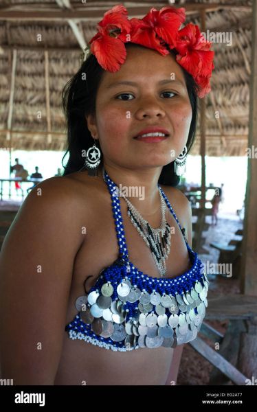 wounaan women
