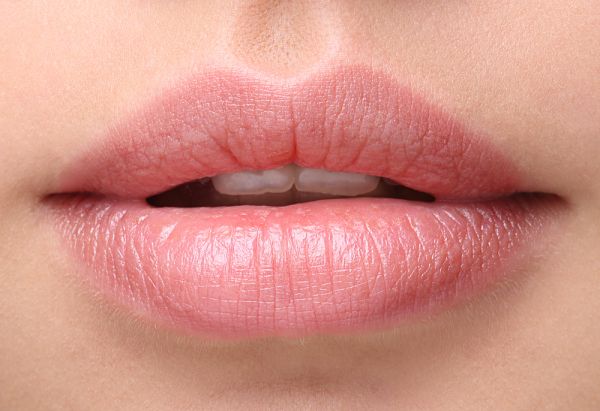 natural makeup lip