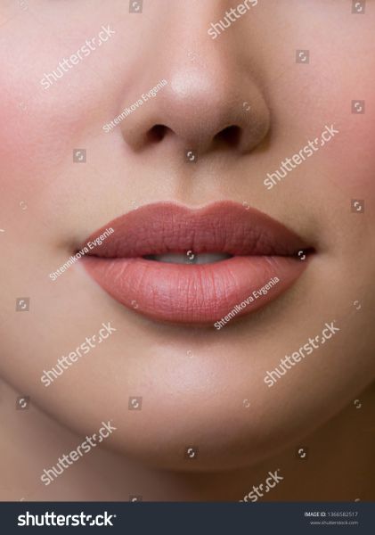 glossy red lipstick