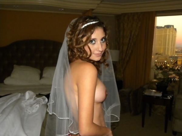 naughty nude lady