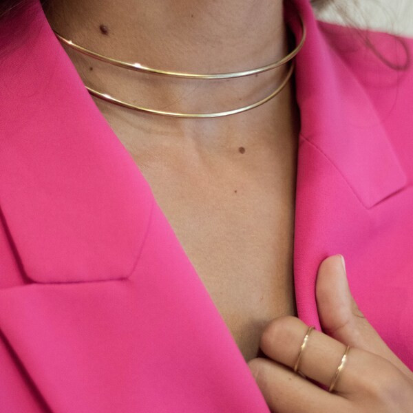 handcuffed hands and neck collor