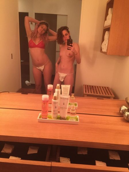 nude selfies anal