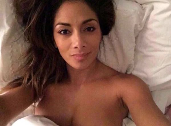 nicole scherzinger celebrity roast battle