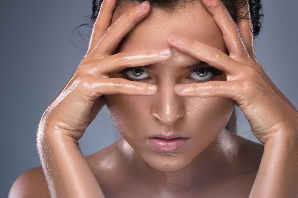 actors with oily skin