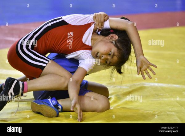 new jersey high school girls wrestling