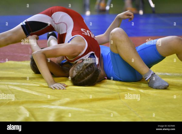 girl wrestling tournament match