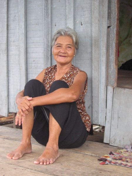 gorgeous older women solo