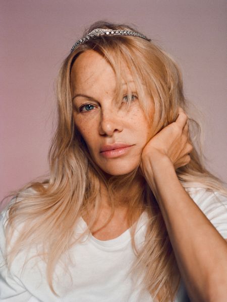 pamela anderson new haircut