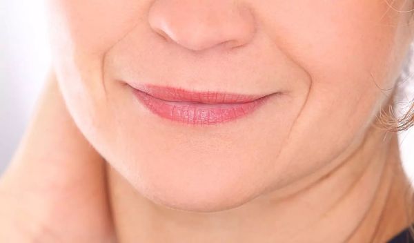 thin vs full lips
