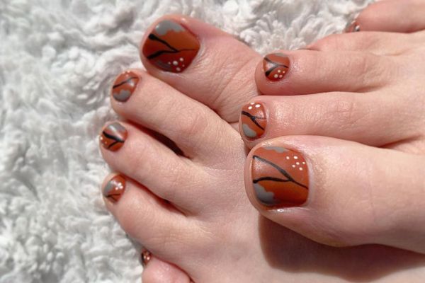 trendy toe nail designs