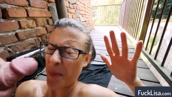 mature woman cum facial