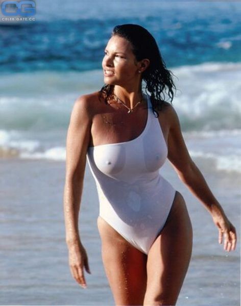 raquel welch smile