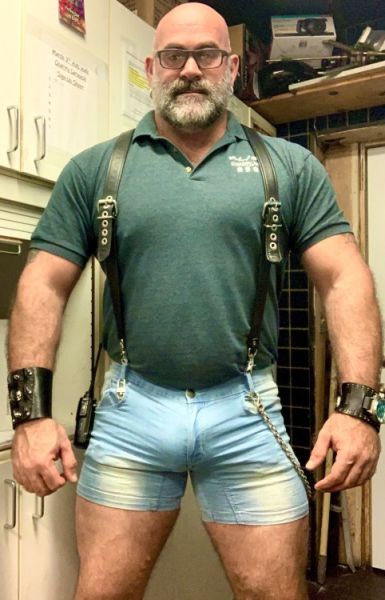lgbt bears strongman