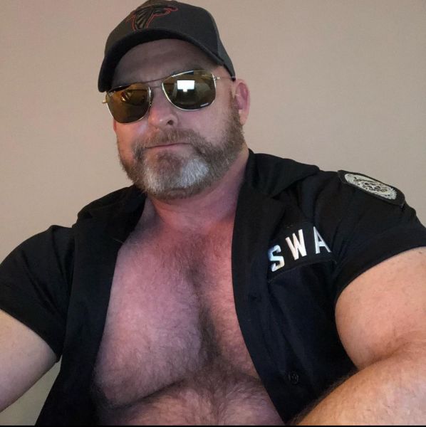 big bear breeds guy