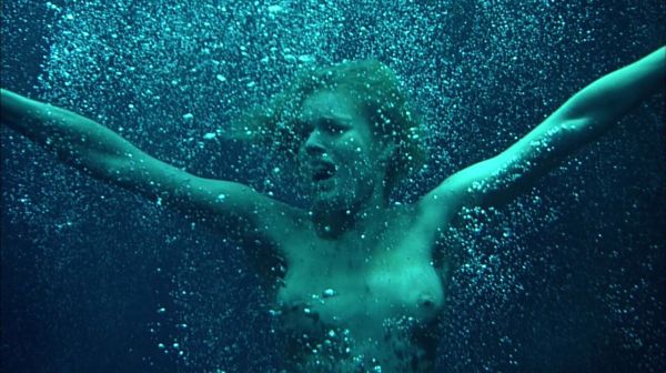 rebecca romijn and rie rasmussen kissing scene