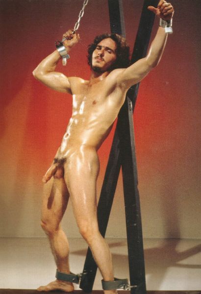naked women standing
