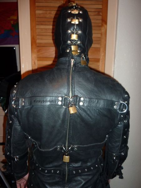 slavesuit