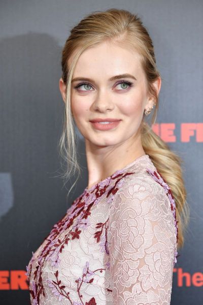 sara paxton gotham