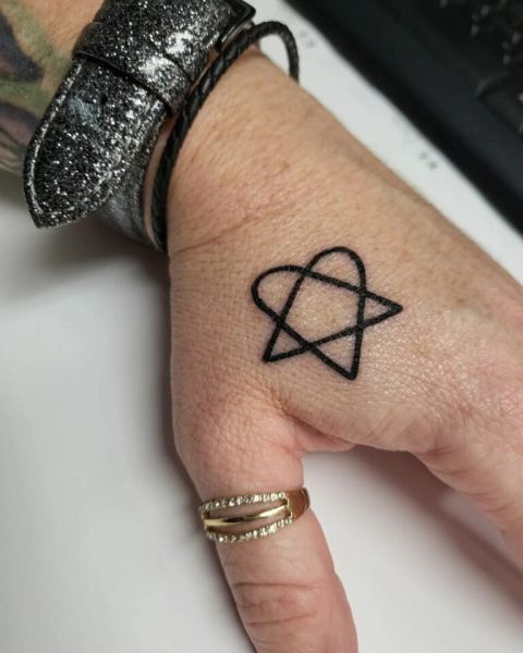 dainty hand tattoos for women