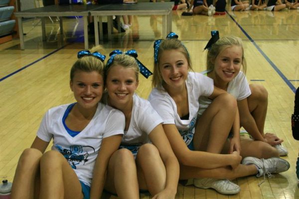 girls cheer camp bunk