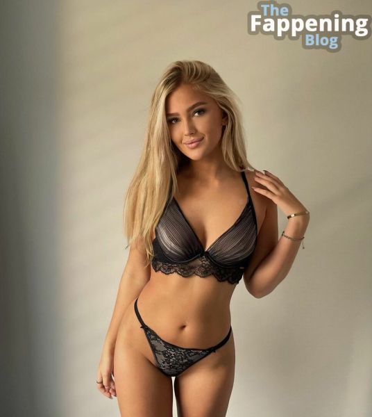 her hot